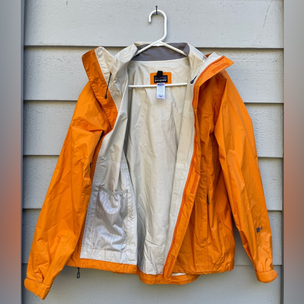 Patagonia Torrentshell Rain Jacket, Men’s Small, Orange - Picture 2 of 5